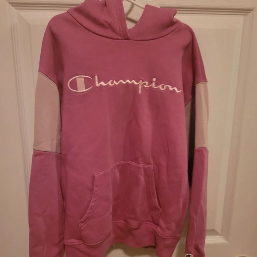 Champion hoodie girls L